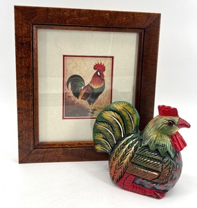 lot 270 image: Framed Rooster Artwork and Colorful Rooster Figure Set