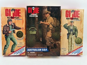 lot 338 image: Set of 3 G.I. Joe Classic Collection Limited Edition Figures