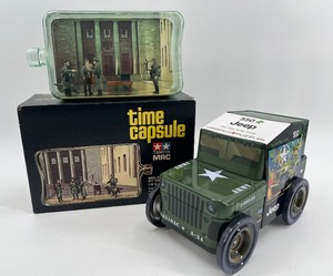 lot 346 image: Tamiya MRC Berlin Headquarters Diorama Kit & Jeep Army Truck Puzzle