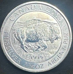 lot 16 image: 2015 1.25oz Silver Proof Canadian Round