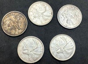 lot 34 image: Lot of 5 Canadian Silver (80%) Quarters
