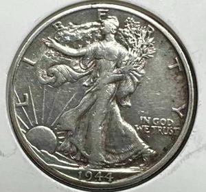 lot 40 image: 1944-D Walking Liberty Half Dollar XF