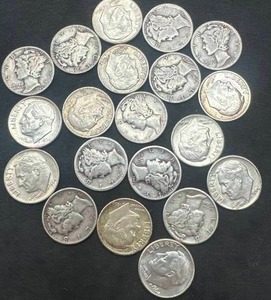 lot 72 image: Lot of 20 Mixed Silver Dimes (Mercury & Roosevelts)