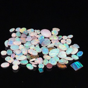 lot 40B image: 23.64 Carats Opal AssortmentMixed Shapes and Sizes Blue, Green and Other Color Flashes