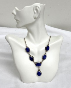 lot 7J image: Beautiful Sterling Silver and Lapis Necklace