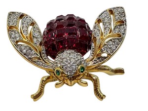lot 18C image: CARUCCI Jeweled Bee Pin