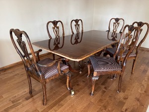 Gorgeous Vintage Dining Room Table and Chairs Set / Vintage Chippendale Style Dining Room Table Set
