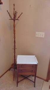 lot 15 image: Hall Stand and Small Side Table (asis)