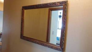 lot 39 image: Vintage Framed Mirror