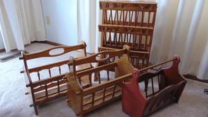 lot 50 image: 4 - Misc Magazine Racks, Large one has Carvings on it