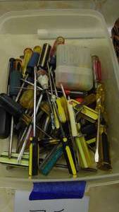 lot 75 image: Lot of Screwdrivers