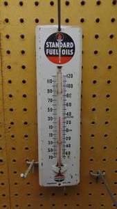 lot 6 image: Vintage Stanard Oil Thermometer