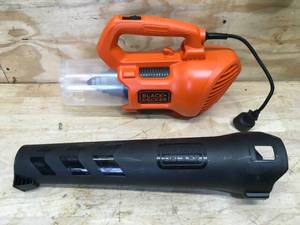 lot 23 image: BLACKDECKER 9 AMP 140 MPH 450 CFM Corded Electric Handheld Axial Leaf Blower Model # BEBL750