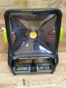 lot 33 image: RYOBI ONE 18V Hybrid 20-Watt LED Work Light Model # P721 - Tool-Only