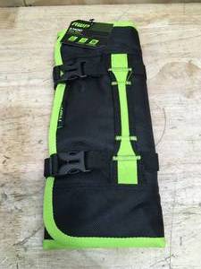 lot 101 image: AWP 21 Pocket Tool Roll