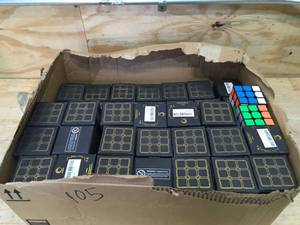 lot 106 image: Lot of 82 - SpeedRipper Cubes