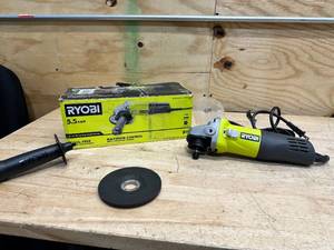 lot 192 image: RYOBI 5.5 Amp Corded 4-12 in. Angle Grinder
