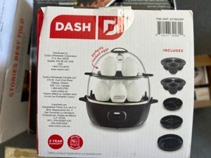 lot 14 image: DASH Ultimate Deluxe Egg Cooker