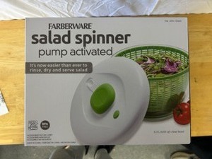 lot 35 image: Farberware Salad Spinner