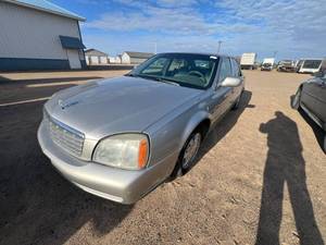 2005 Cadillac DeVille Sedan 4D
