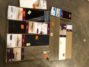 lot 38 image: Pallet of Mixed  Assorted Flooring Various Models and Conditions  Customer Returns See Pictures