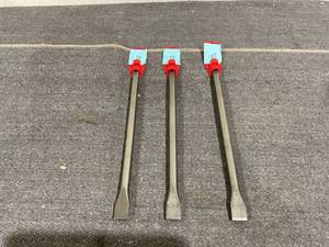 lot 110 image: LOT OF 3 Milwaukee 1x18 SDS-MAX Steel Flat Chisel