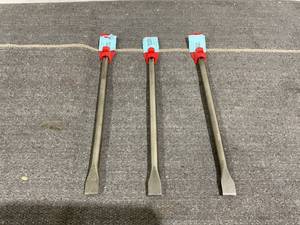 lot 111 image: LOT OF 3 Milwaukee 1x18 SDS-MAX Steel Flat Chisel