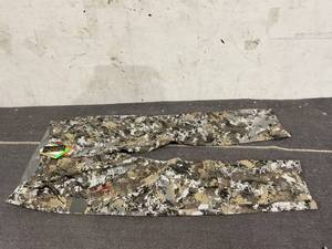 lot 116 image: Size 38T SITKA Gear Mens Equinox Guard Lightweight Moisture-Wicking Hunting Pants