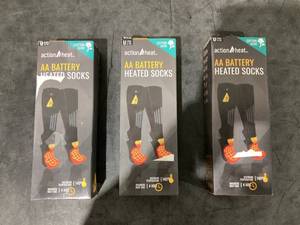 lot 643 image: LOT OF 3. ActionHeat Cotton AA Battery Unisex Heated Socks