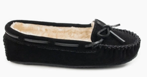 lot 497 image: Minnetonka Womens Black Cally Moccasin Size 7