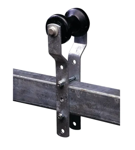 lot 659 image: Smith Keel Roller Bracket