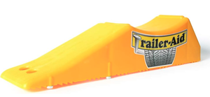 lot 669 image: Camco Tandem Tire Changing Ramp with 4.5-Inch Lift, Yellow (21000)