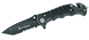 lot 210 image: Smith and Wesson Border Guard Tanto Folding Knife
