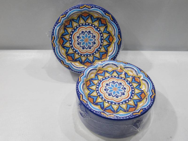lot 411 image: NEW 2 Pack of Members Mark Medallion Mix Premium Paper Plates, 10 (85 Count per Pack)