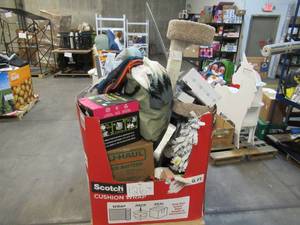 lot 126 image: Pallet of Store Overstock and Ecommerce Product and Returns