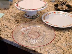 lot 390 image: Lot of (3) Assorted Serving Platters