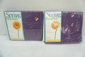 lot 39 image: Purple Twin Sheets (fitted & flat, New in package)