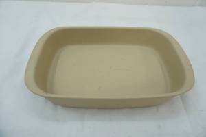 lot 50 image: stoneware baking dish - Pampered Chef 9x13