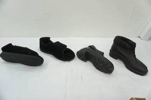 lot 51 image: Blondo Boots Womens 8.5 & Hometop size 11 slippers