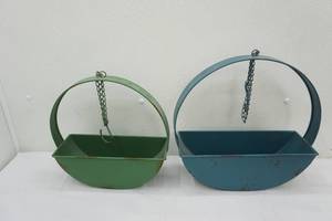lot 73 image: hanging wall decorplant holders