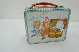 lot 89 image: Vintage Metal Lunchbox