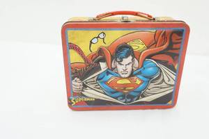 lot 90 image: Vintage Metal Lunchbox
