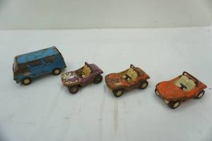 lot 96 image: Vintage Tonka Convertible Cars & Van 4ct