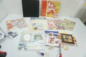 lot 125 image: Scrapbooking Lot