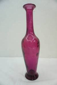 lot 128 image: Purple Glass Vase 16.5