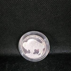 lot 37 image: 12 oz Buffalo Silver Round
