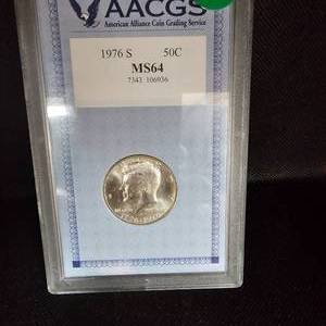 lot 47 image: 1976 S Kennedy AACGS MS64
