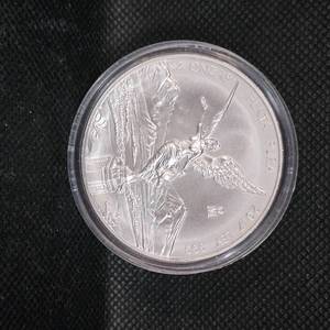 lot 86 image: 2 Ounce Liberated Mexico Silver Round