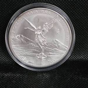 lot 129 image: 2 oz Silver Round