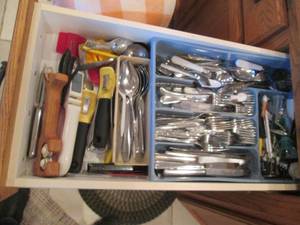 lot 138 image: Drawer filled with silverware and k...